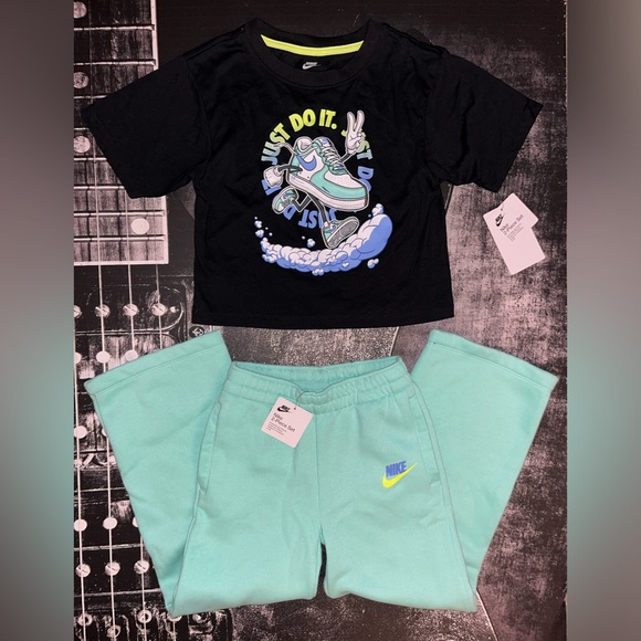 NWT Nike 2pc Set - Picture 7 of 14